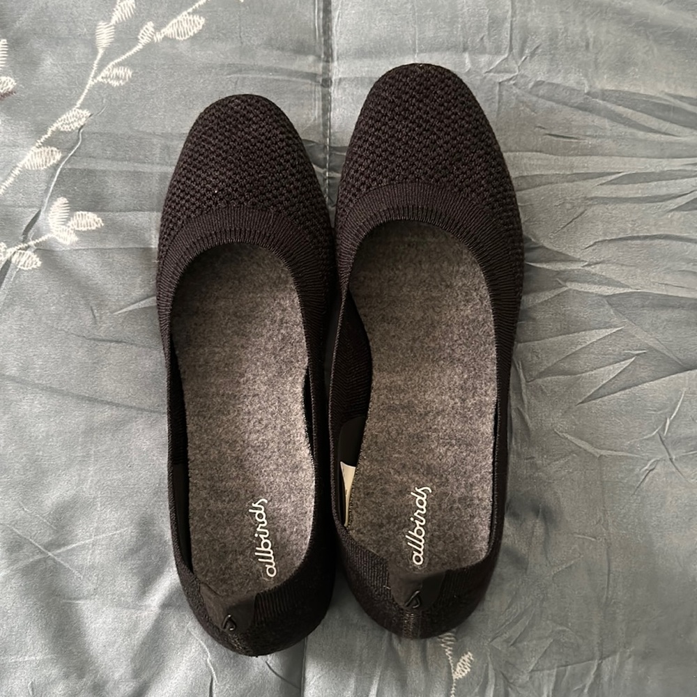 Selling Allbirds Tree Breezers - Almost new.